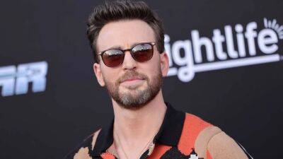Chris Evans Shares Why He Refuses to Host 'Saturday Night Live' (Exclusive) - www.etonline.com