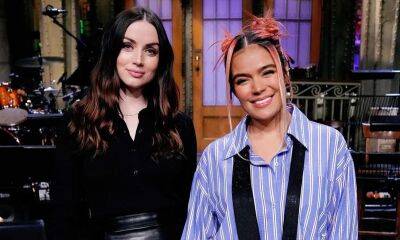 Karol G and Ana de Armas appear in first all-Spanish ‘Saturday Night Live’ promo - us.hola.com - Spain - Cuba - Colombia