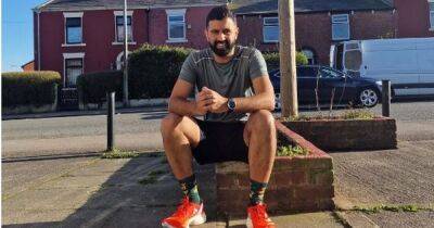 Meet the dad running the Manchester Marathon while fasting - www.manchestereveningnews.co.uk - Syria - Turkey - city Amsterdam - county Marathon - city Manchester, county Marathon - Adidas