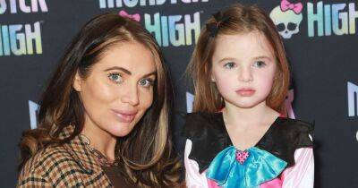 Amy Childs enjoys quality time with Polly, 5, amid ‘major mum guilt’ since twins’ birth - www.ok.co.uk