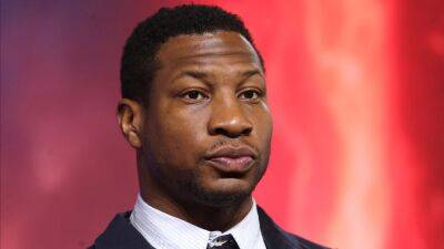 Jonathan Majors Dropped by Manager After Domestic Violence Arrest - www.etonline.com - New York