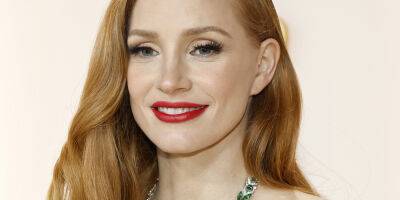 Jessica Chastain Speaks Out After Video Goes Viral of Her Saying She's 'Not Doing' Netflix Adaptation of 'The Seven Husbands of Evelyn Hugo' Amid Fan Campaigns - www.justjared.com
