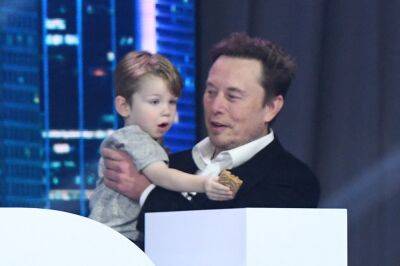 Elon Musk Bonds With His And Grimes’ 2-Year-Old-Son In Rare Pics - etcanada.com