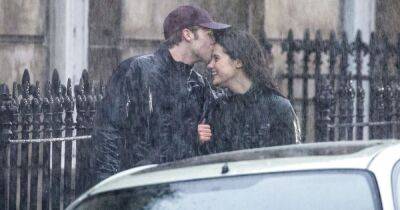 William and Kate actors share kiss during St Andrews filming for The Crown - www.dailyrecord.co.uk - Britain