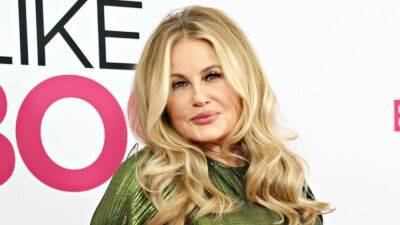 Jennifer Coolidge to Be Honored as a Comedic Genius at 2023 MTV Movie & TV Awards - www.etonline.com - Los Angeles - Hollywood
