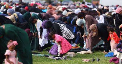WATCH: Moment Manchester's Muslim community comes together for Eid prayers at Platt Fields park - www.manchestereveningnews.co.uk - Britain - Manchester - Beyond