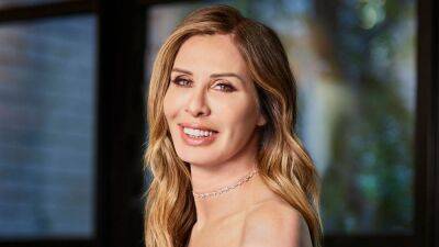 ‘The Real Housewives Of New York City’ Alum Carole Radziwill Talks About Her “One Little Regret” & If She’d Join Peacock’s ‘Ultimate Girls Trip’ - deadline.com - New York - Cambodia - county Gulf - Afghanistan