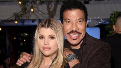 Lionel Richie's daughter Sofia Richie marries music executive Elliot Grainge in South of France - www.foxnews.com - France