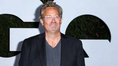 Matthew Perry Promises to Remove 'Mean' Keanu Reeves Insults in Future Editions of His Memoir - www.etonline.com - Los Angeles - Indiana - county Reeves