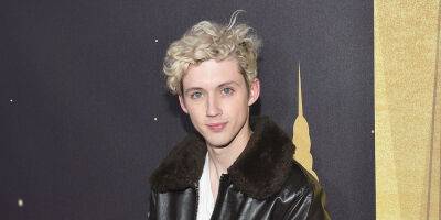 Troye Sivan Speaks Out After His Twitter Account Makes Album Announcement in Apparent Crypto Scam - www.justjared.com