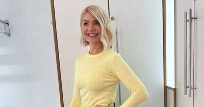 Copy Holly Willoughby's perfect spring style including £135 Jaeger skirt - www.ok.co.uk