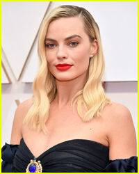 One of Margot Robbie's 'Barbie' Co-Stars Shared a 'Core Memory' Involving the Actress - www.justjared.com