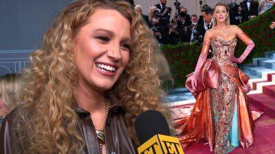 Blake Lively Reveals the Item She Gifted Herself After 'Sisterhood of the Traveling Pants' Role (Exclusive) - www.etonline.com - New York