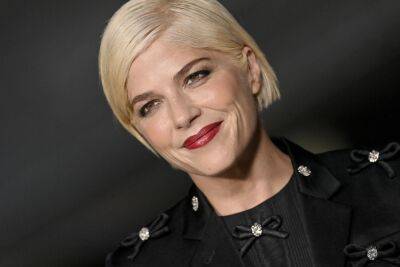 Selma Blair Writes Open Letter To Younger Self In People’s 2023 Beautiful Issue: ‘Trade Your Fear For Hope’ - etcanada.com - Britain - county Blair