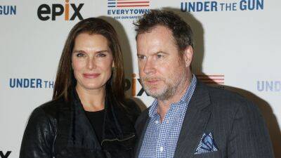 Who Is Brooke Shields’ Husband? Read All About Their ‘Meet-Cute’ Involving Her Bulldog - stylecaster.com - New York - Los Angeles - Hollywood - city Spin