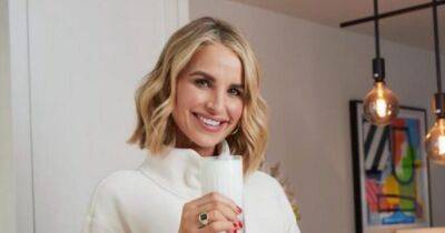 Vogue Williams looks incredible with new lengthy extensions and ‘mushroom’ bronde colour - www.ok.co.uk - Ireland