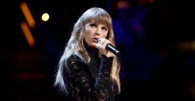 TikTok catches Taylor Swift getting on stage via a cleaning cart - www.thefader.com - Britain