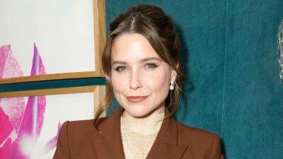 Sophia Bush Claims a Fan Once Called Her a 'Piece of Meat' - www.etonline.com - Chicago