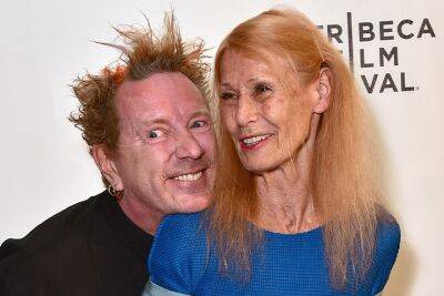 Sex Pistols’ Johnny Rotten’s Wife Of Nearly Five Decades Dead At 80 After Alzheimer’s Battle - etcanada.com - New York - Los Angeles