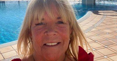 Loose Women's Linda Robson jetted off on solo holiday amid marriage crisis rumours - www.ok.co.uk