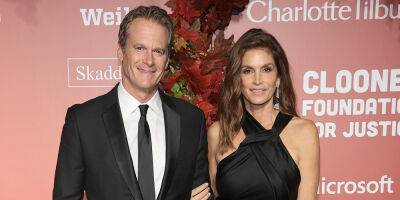 Cindy Crawford Opens Up About More Traditional Marriage Roles With Her Husband - www.justjared.com - Los Angeles - county Butler