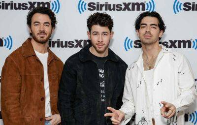 Watch Jonas Brothers perform two new songs on ‘SNL’ - www.nme.com - New York - New York