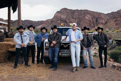 Bad Bunny and Grupo Frontera Hit Top 10 With ‘Un x100to’; Morgan Wallen and Taylor Swift Command Albums Chart - variety.com - Texas - Mexico - Indiana - county Lucas