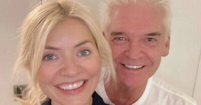 Holly Willoughby and Phillip Schofield's 'strained relationship' off camera as pair 'barely speak' - www.dailyrecord.co.uk