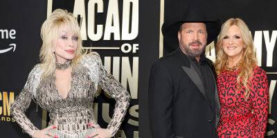 Hosts Dolly Parton & Garth Brooks Walk ACM Awards 2023 Red Carpet with His Wife Trisha Yearwood - www.justjared.com - Texas