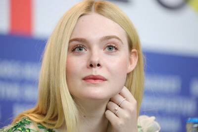 Elle Fanning Lost a Big Franchise Movie Over Instagram Follower Count: ‘I Don’t Feel Pressure’ to Join Marvel, ‘Star Wars’ and More - variety.com - county Aurora