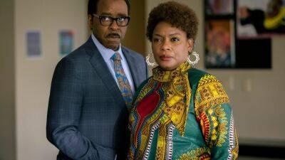 Courtney B. Vance Drama '61st Street' Picked Up by The CW After Being Dropped by AMC - www.etonline.com - Chicago
