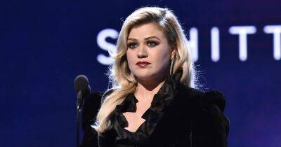 Kelly Clarkson Reacts to Toxic Talk Show Claims: ‘Committed to Maintaining a Safe and Healthy’ Space - www.usmagazine.com - New York - Los Angeles - USA - Texas