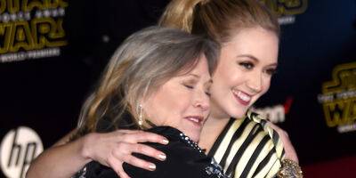 Billie Lourd Honors Late Mom Carrie Fisher With Heartfelt Tribute on Mother's Day - www.justjared.com