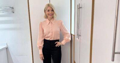 Holly Willoughby sends This Morning message as she returns to the show with Phillip Schofield - www.manchestereveningnews.co.uk - Manchester
