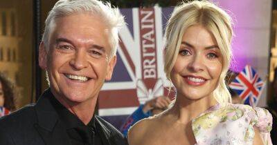 Everything we know about Holly Willoughby and Phillip Schofield's 'rift' as they host This Morning together - www.ok.co.uk