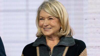 Martha Stewart Is a 'Sports Illustrated' Swimsuit Cover Model at 81 - www.etonline.com - county Guthrie - Dominican Republic