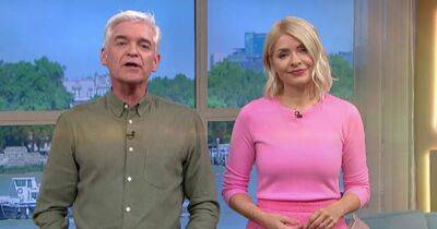 This Morning bosses call 'crisis talks' for Holly Willoughby and Phillip Schofield's future - www.dailyrecord.co.uk