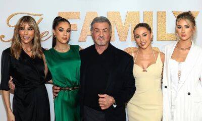 Sylvester Stallone’s daughters reveal he makes dating ‘impossible’ - us.hola.com