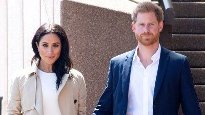 Why the Royal Family Isn't Commenting on Prince Harry and Meghan Markle's Car Chase Claims - www.etonline.com - France - New York