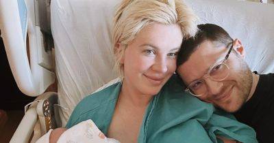 Ireland Baldwin Gives Birth to 1st Child With Boyfriend RAC: Photo - www.usmagazine.com - Ireland
