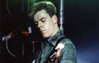 The Smiths bassist Andy Rourke has died - www.nme.com