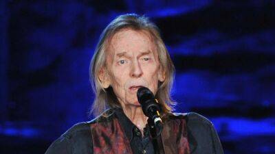 Gordon Lightfoot, Singer of 1970s Hits ‘If You Could Read My Mind’ and ‘Sundown,’ Dies at 84 - thewrap.com - Canada - county Ontario