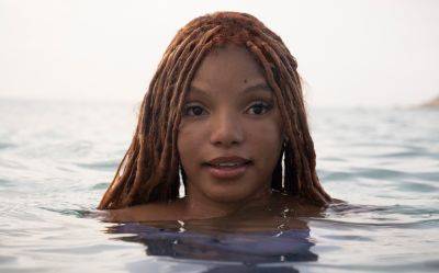 A Black Mermaid Would Have Changed Her Life, Says ‘Little Mermaid’ Star Halle Bailey - deadline.com - Britain
