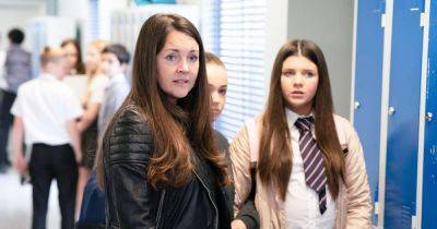 Stacey devastated as Lily exposes her online cam work to family in EastEnders - www.msn.com