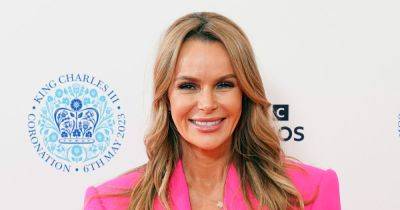 Amanda Holden looks ageless in new snap with lookalike mother and daughter - www.ok.co.uk - Britain - London - USA