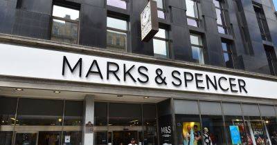 M&S shoppers rushing to buy £15 'crease-proof' shorts that are 'perfect for holidays' - www.dailyrecord.co.uk - Britain - Manchester - Beyond