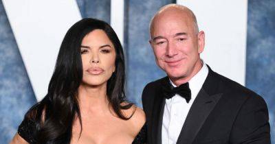 Amazon billionaire Jeff Bezos's engaged to Lauren Sanchez in huge $500m proposal - www.ok.co.uk - California - city Sanchez