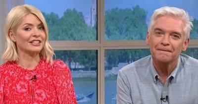 Body language expert says Phillip Schofield knew This Morning episode would be his last - www.dailyrecord.co.uk