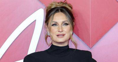 Sam Faiers 'so emotional' and cries on plane as she leaves kids behind for solo trip - www.ok.co.uk - Britain - New York - New York
