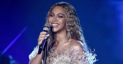 Beyonce’s Daughter Rumi Adorably Supports Sister Blue Ivy’s Dance at Their Mom’s Paris Concert - www.usmagazine.com - Paris